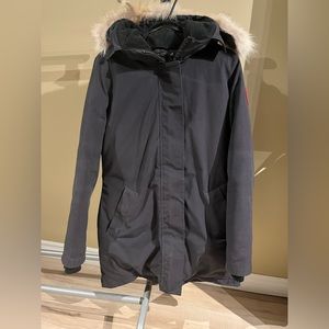 Authentic Canada goose size M